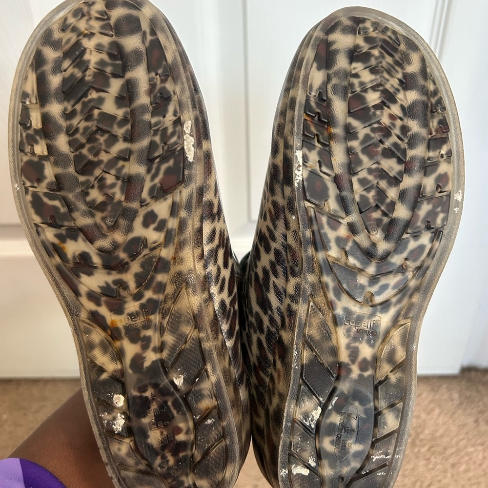 CAPELLI OF NEW YORK Leopard Print Rain Boots - Picture 6 of 10